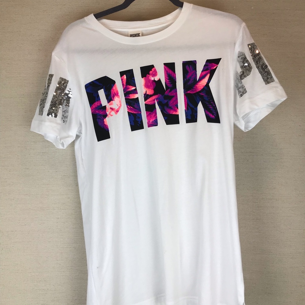 Super Cute Never Worn Pink T-shirt! ⭐️